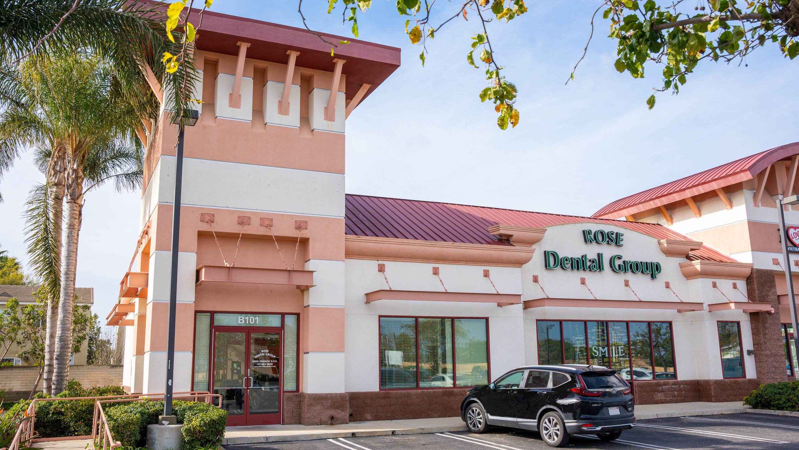 Rose Dental Group & Orthodontics office exterior in Oxnard